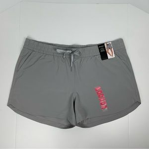 NWT Eddie Bauer Women's Grey Woven Tech Shorts Size XXL